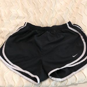 Women's Nike dryfit shorts